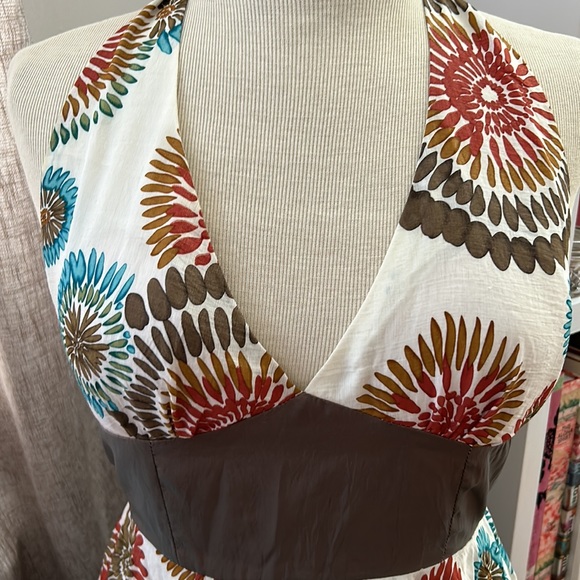 Halter tie dress in Autumnal colors - Picture 2 of 4